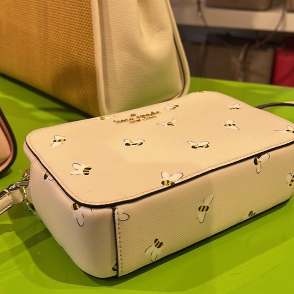 Kate Spade Staci Bee Mini Camera Bag Parchment Multi - Picture 1 of 15